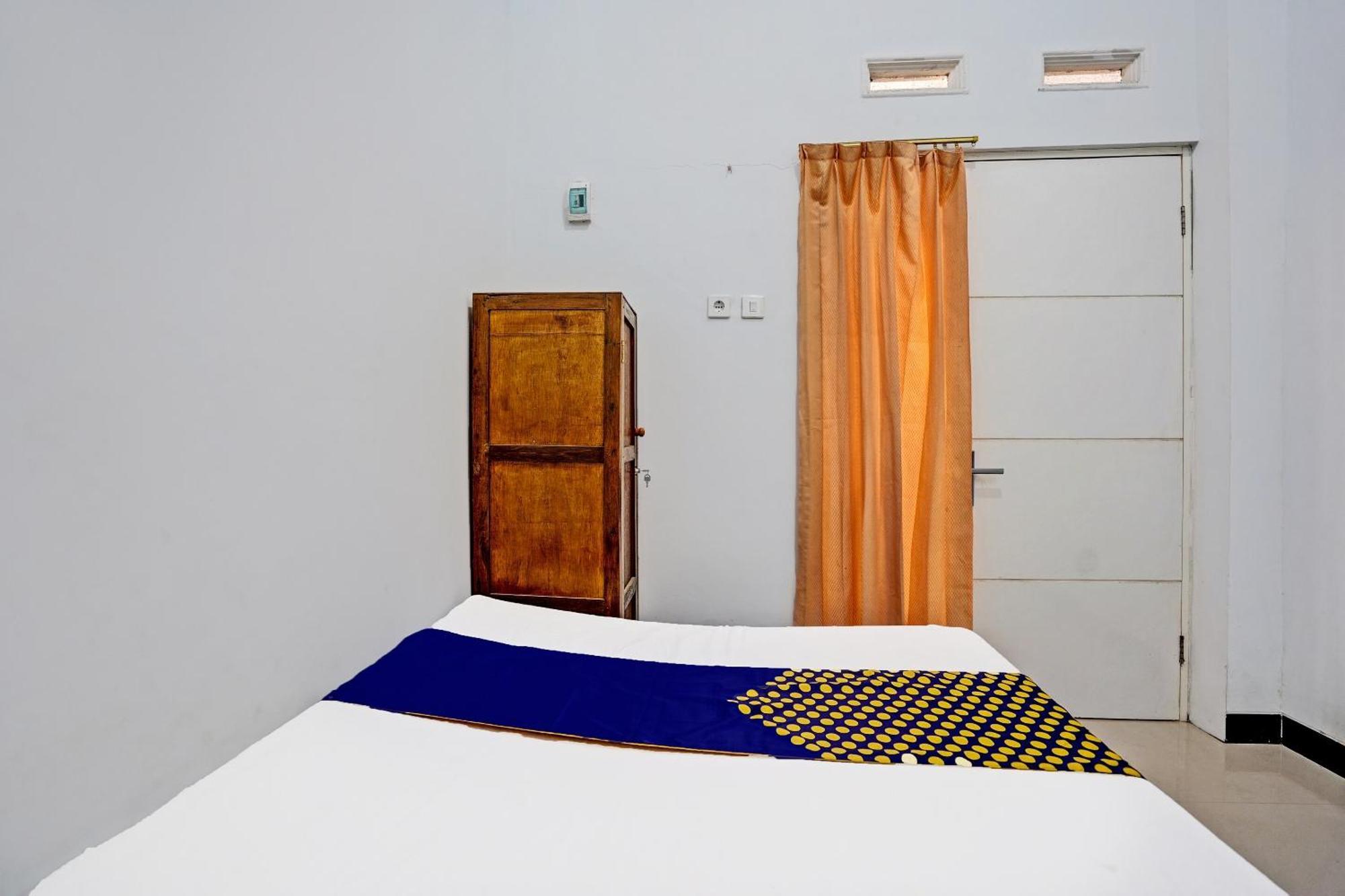 Oyo Life 91866 Paradise Ok Kost Syariah Mojokerto Exterior foto