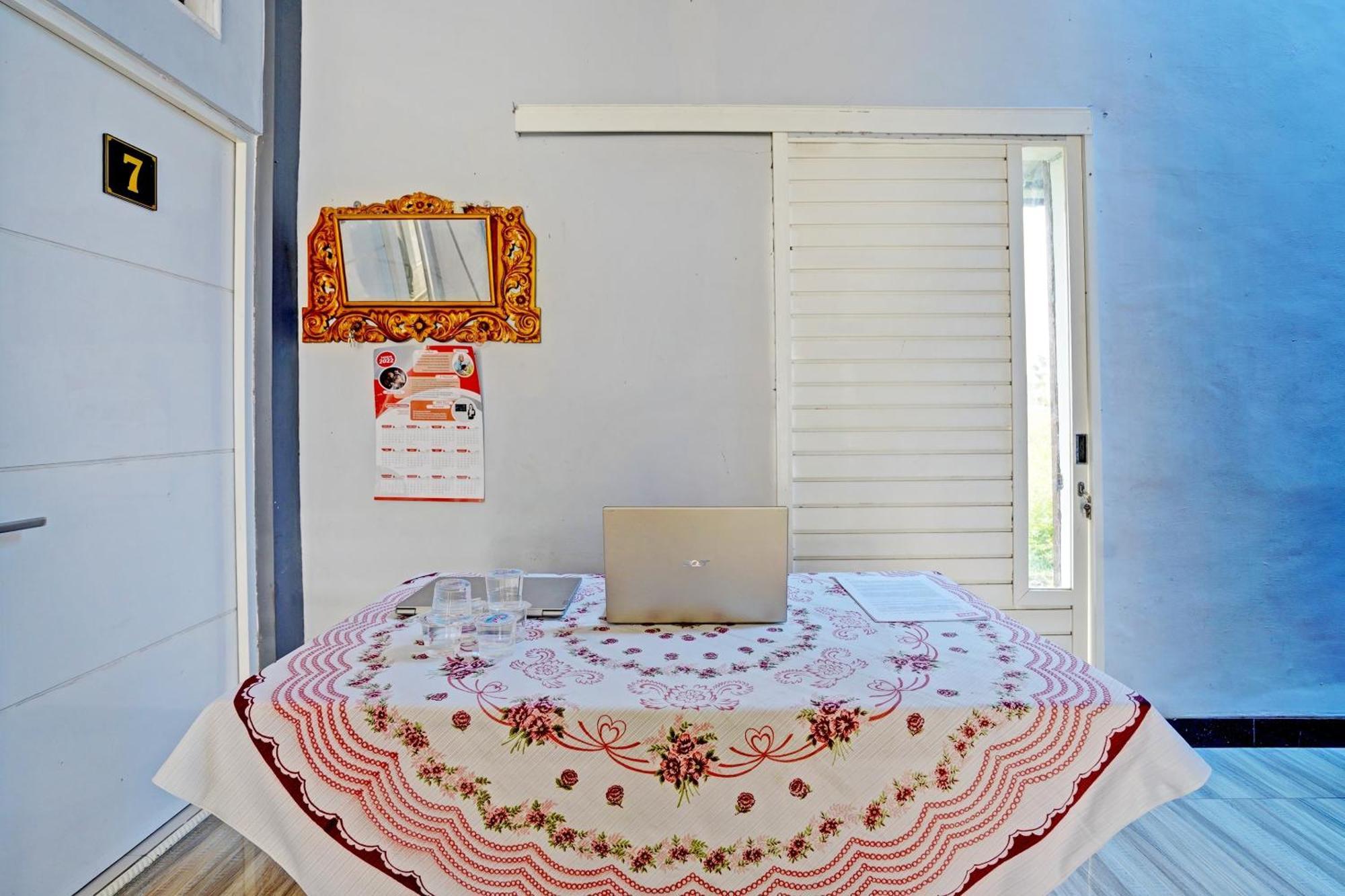 Oyo Life 91866 Paradise Ok Kost Syariah Mojokerto Exterior foto
