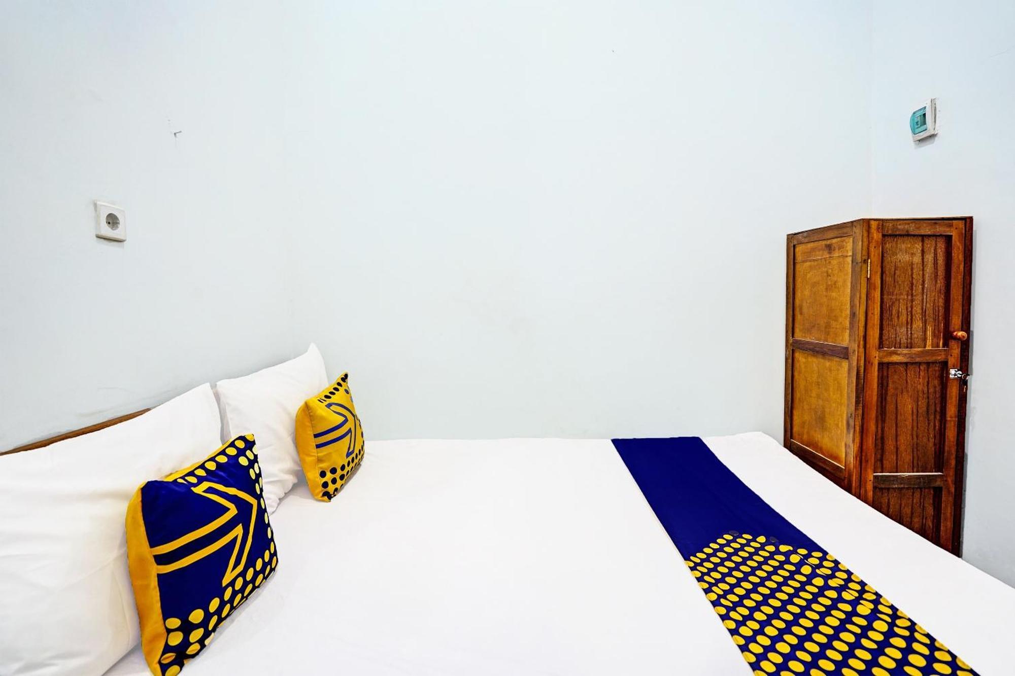 Oyo Life 91866 Paradise Ok Kost Syariah Mojokerto Exterior foto